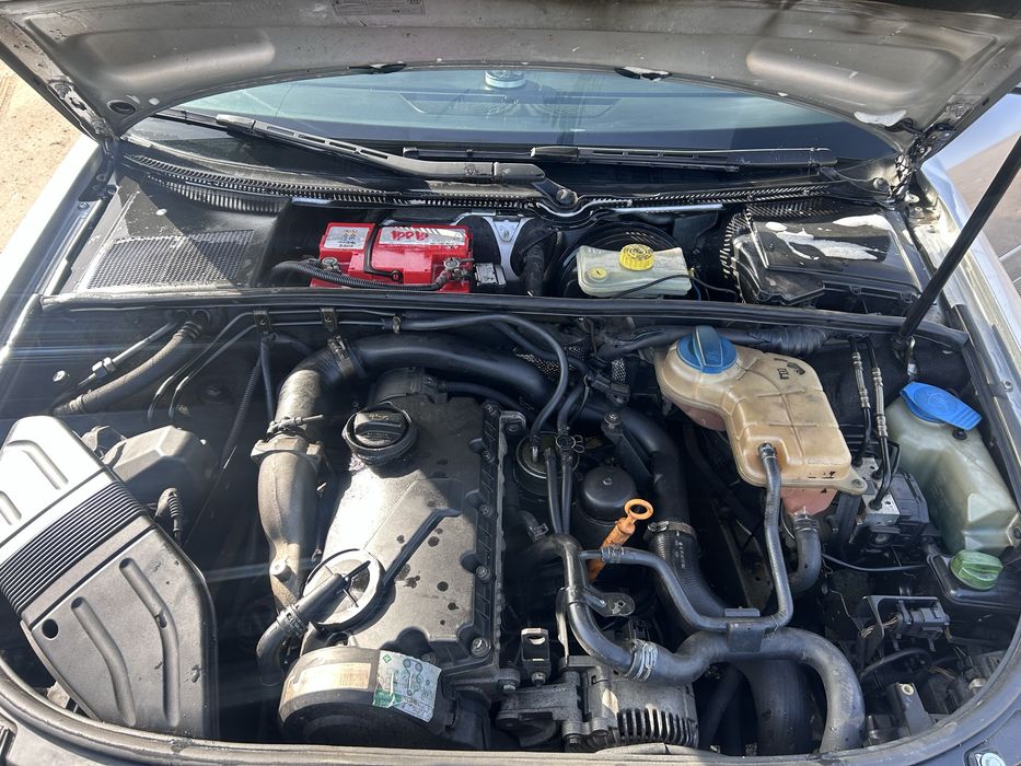 Ауді а4 б6 2004 року