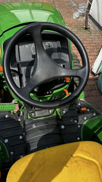 John Deere traktorek 3025D 2022 rok przebieg tylko 113 mtg