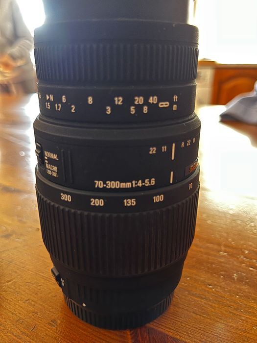 Canon 2000D + Acessorios + Lentes + Mochila