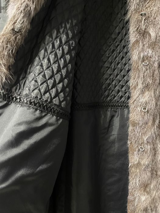 Продам довгу натуральну шубу