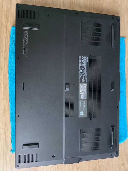 Laptop gamingowy Asus TUF F15 FX516P
