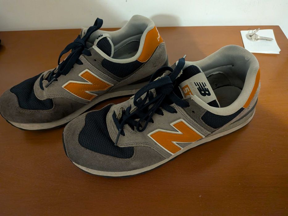New Balance 574 (2 unidades) + Merrel (1 unidade) usados