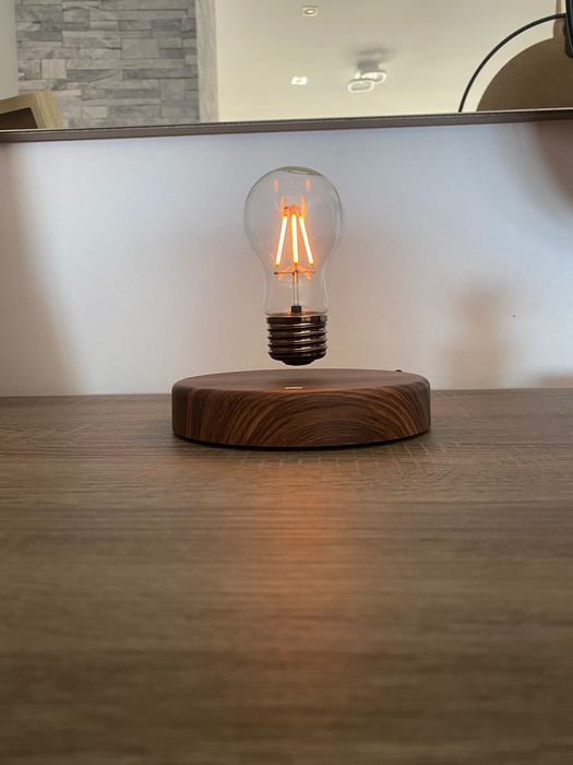 Lâmpada flutuante íman