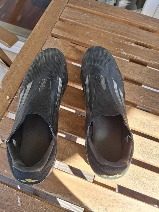 Chuteiras Adidas F50 FIBERSKIN sem atacadores com muito pouco uso,como novas