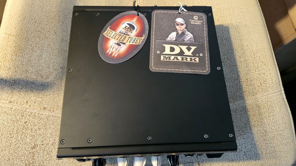 Amplificador Guitarra + Coluna. DV  Mark