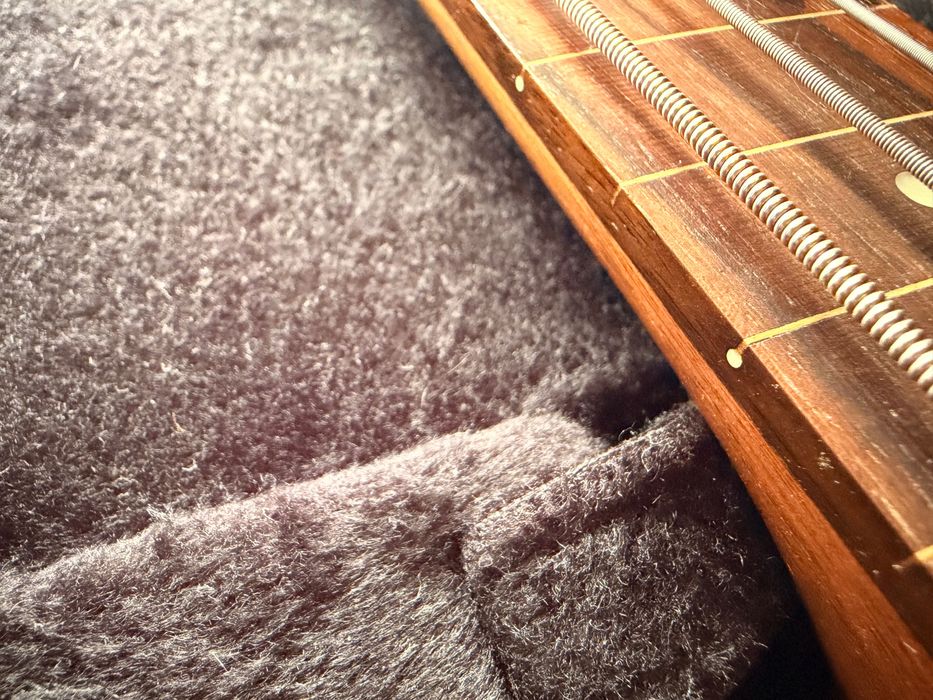 Kala UBASS - Fretless - Baixo acústico