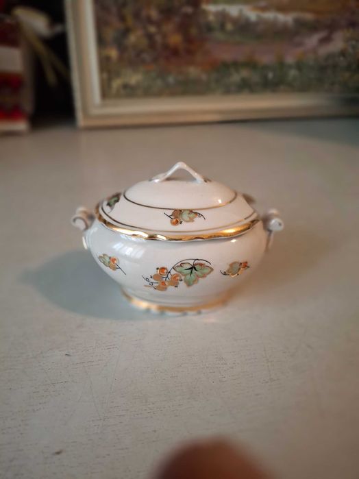 Фарфоровая икорница СССР