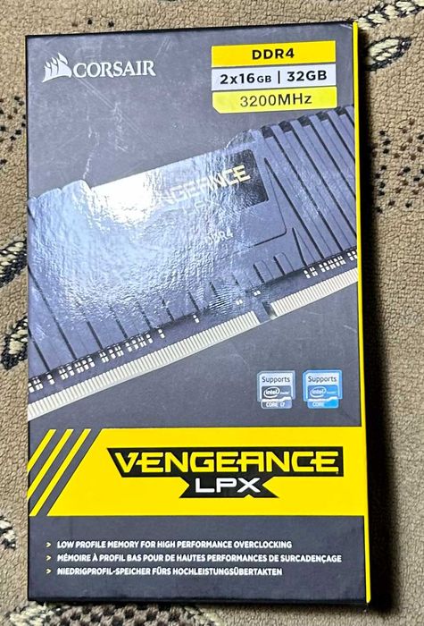 Ігрова материнська плата ASUS ROG Maximus XII Hero (WI-FI)