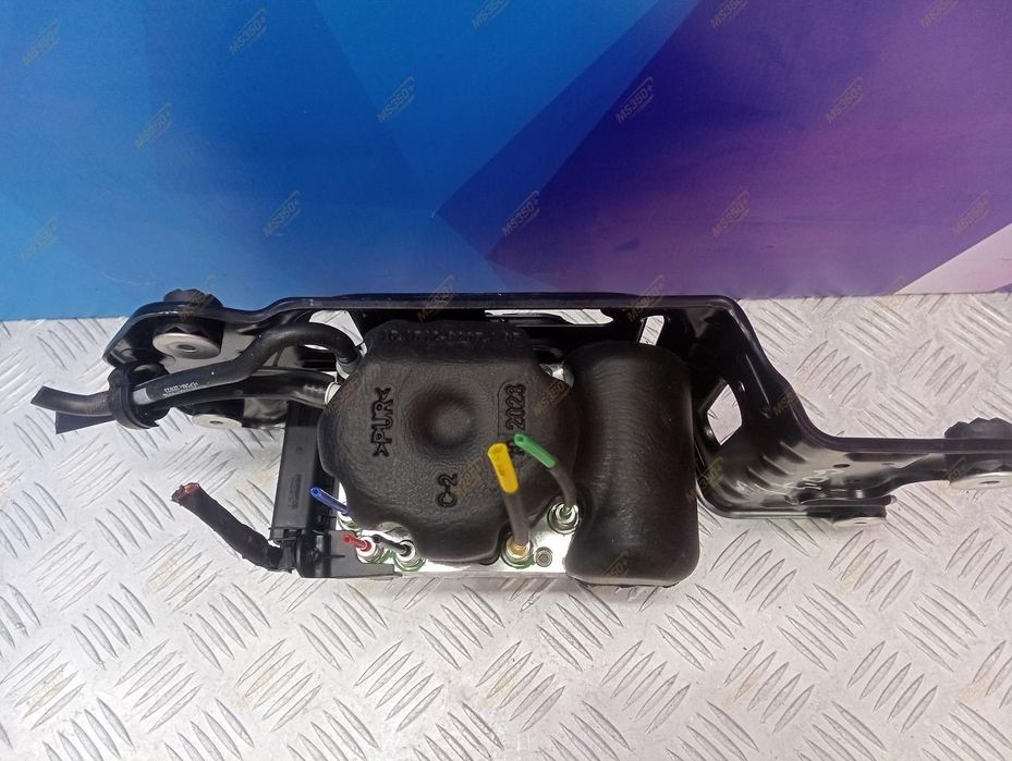 Компресор підвіски 3.0 БМВ Х7 Г07 насос BMW X7  G07 Розборка шрот