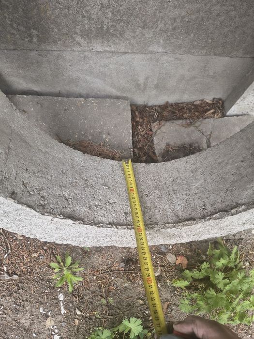 Krąg betonowy 80cm przelot 60 cm