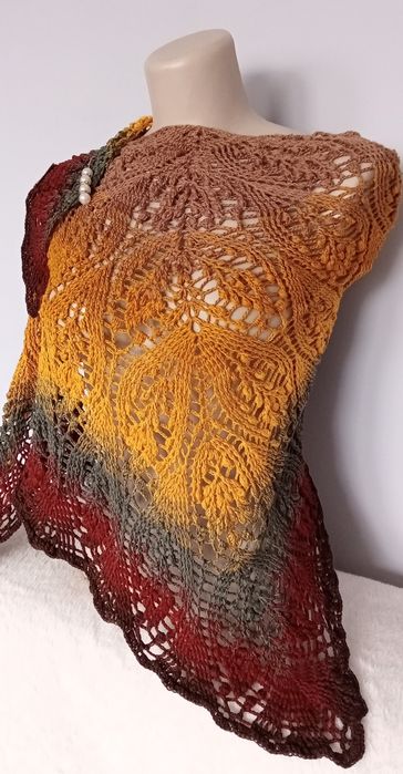 Chusta na szydełku rękodzieło