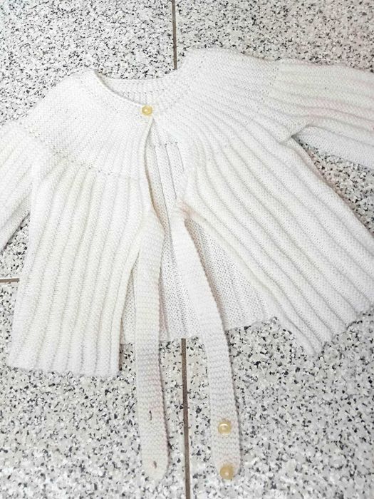 Casaquinhos bebé recém nascidos