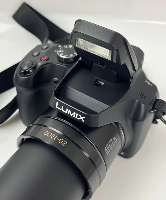 maquina fotografica 4K bridge panasonic lumix dmc-fz82; video 4K18.1 mega pixeis; lentes lumix; 60x zoom optico;bateria original; usada;ler anuncio