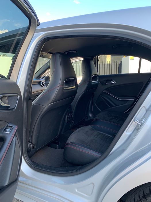 Classe A 180 Pack AMG como NOVO