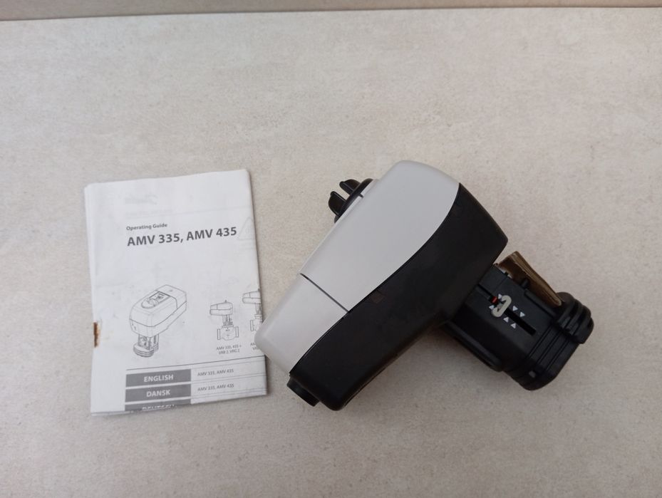 Siłownik Danfoss model AMV 435 3-punktowy
