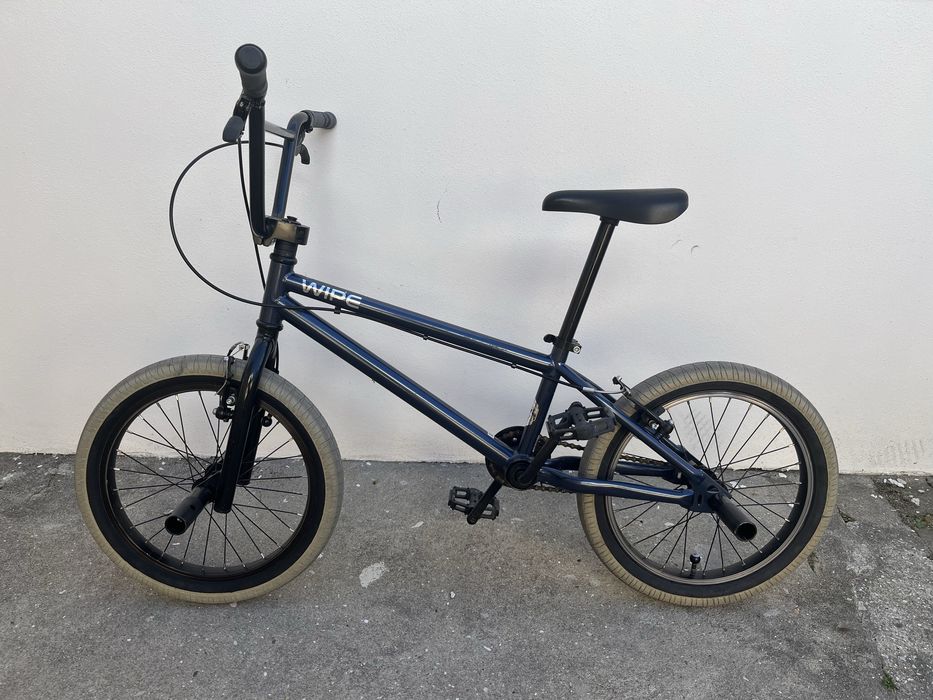 BMX Wipe 18” Quase nova