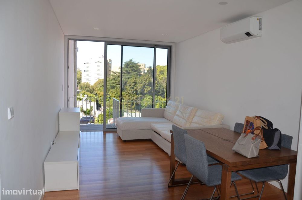 Apartamento T1 Novo em Paranhos, ao Jardim de Arca D'Água