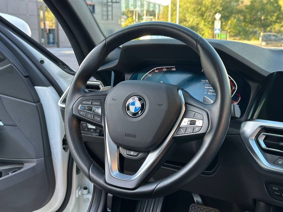 BMW G20 330 2021