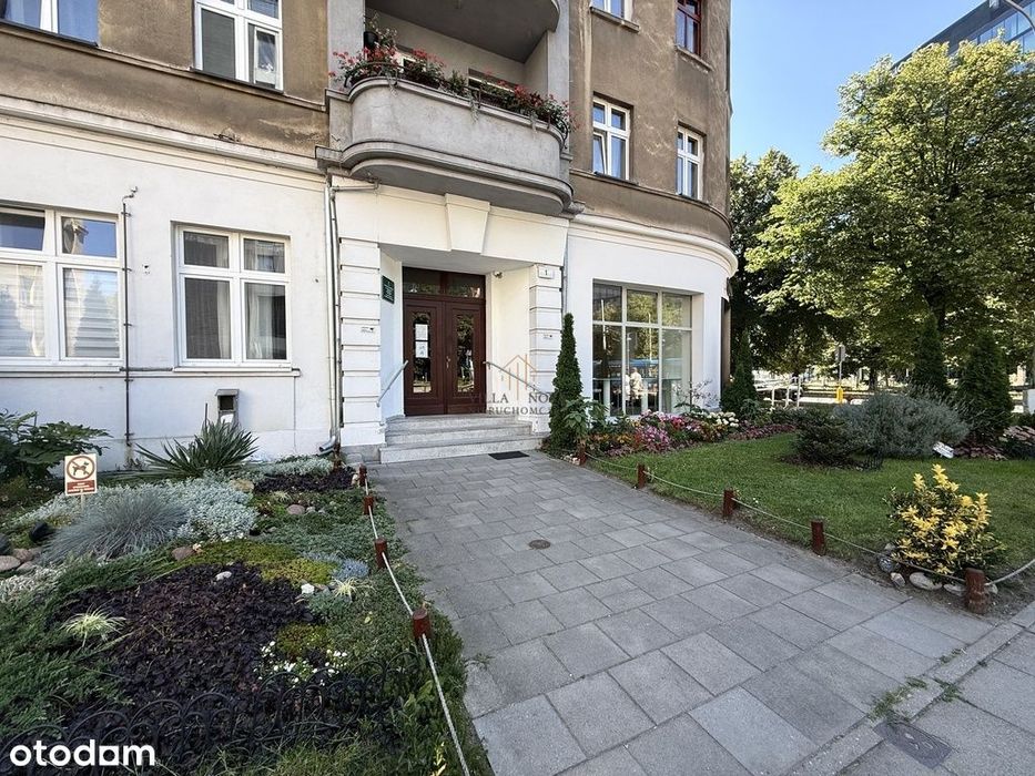 ok.SkyTower Inwestycja/Balkon/70m2