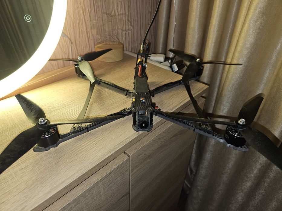 Mavic 3 та FPV дрон