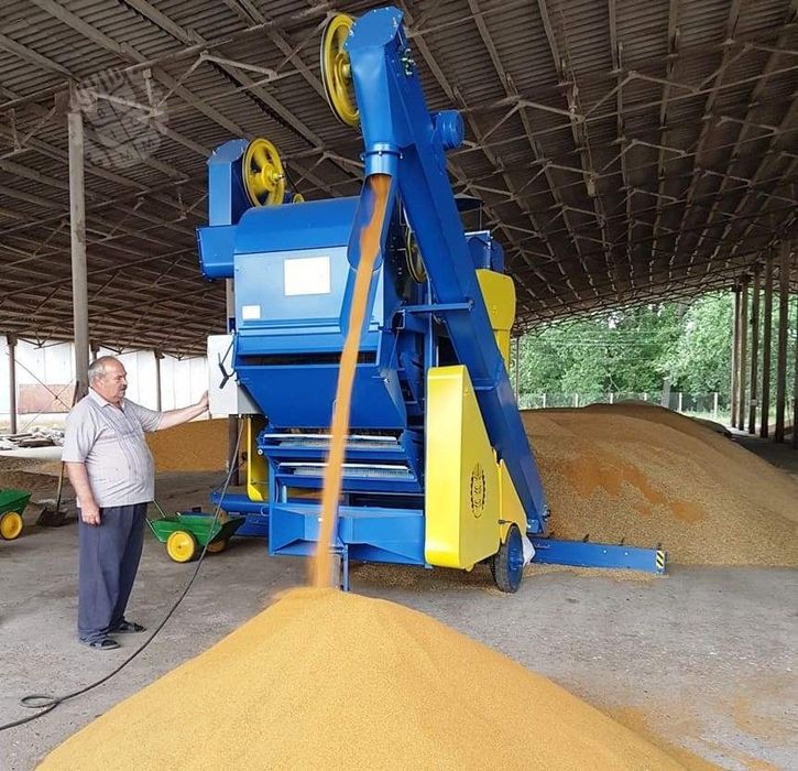 ОВС-25 Очисник вороху самопересувний