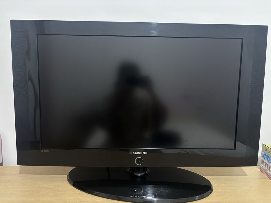 Vendo televisão Samsung 32”