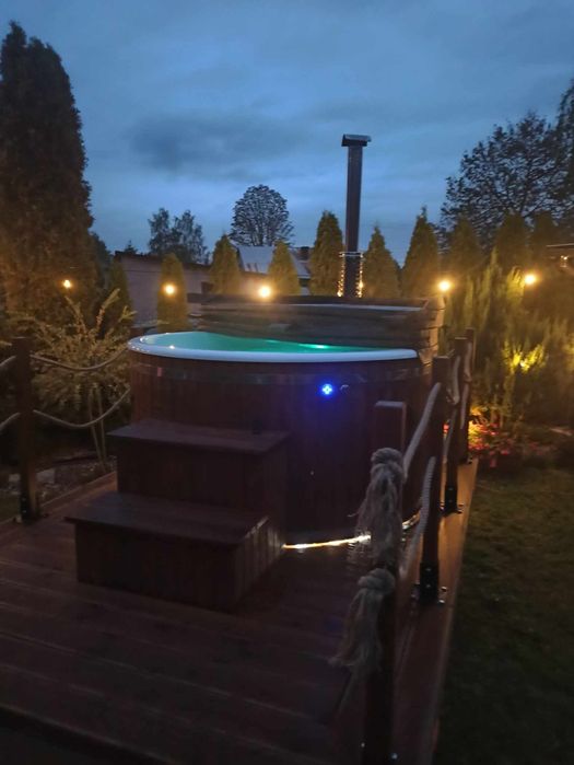 Balia gorąca bania jacuzzi wynajem