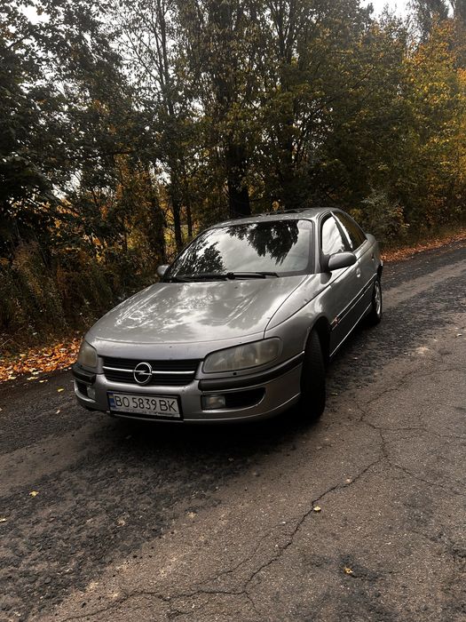 автомобіль опель
