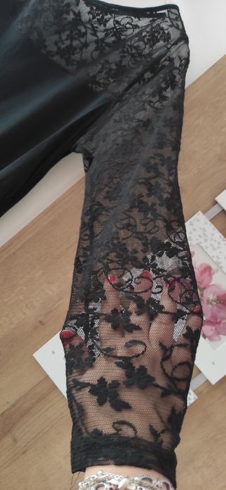 Sukienka z koronką r 44/48