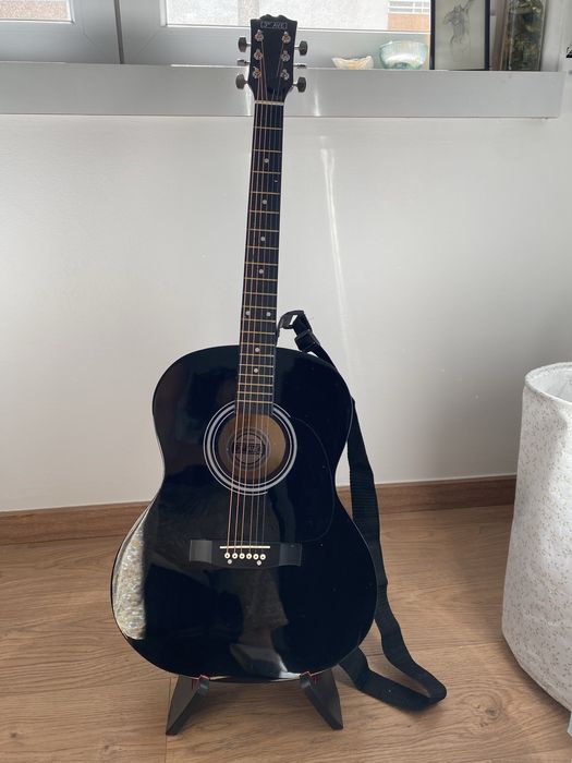 Guitarra acustica e acessorios