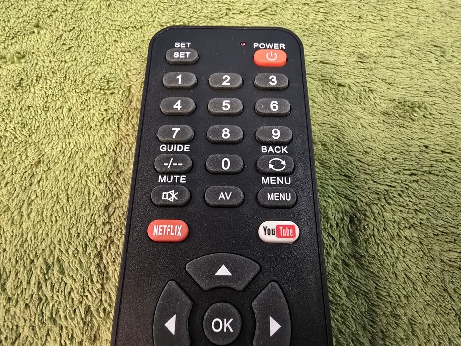 GRUNDIG 19935 TV oryginalny pilot zdalnego sterowania.