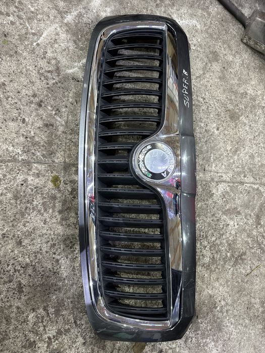 Решотка капота шкода суперб 1 рестайл