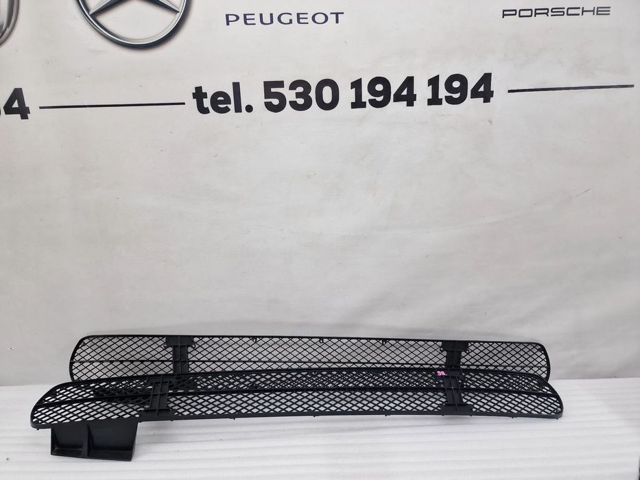 FIAT DUCATO / CITROEN JUMPER / PEUGEOT BOXER 01-06 KRATKA ŚRODKOWA ZDERZAKA PRZEDNIEGO , NR LS130400904 , NR AUKCJI K98