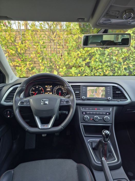 Seat Leon 2.0 TDi FR *Teto panorâmico*