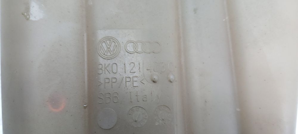 Reservatório / depósito da água / líquido de refrigeração AUDI Q5 (8R)