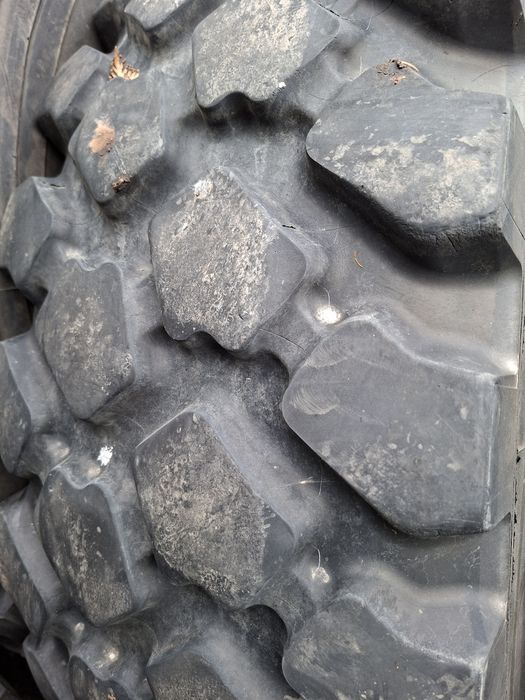 Opony Michelin 1400x20.
