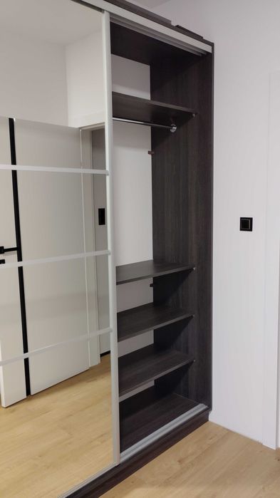 Szafa przesuwna + komoda