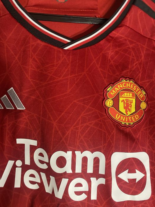 Футбольная футболка бренда Адидас Манчестер Юнайтед