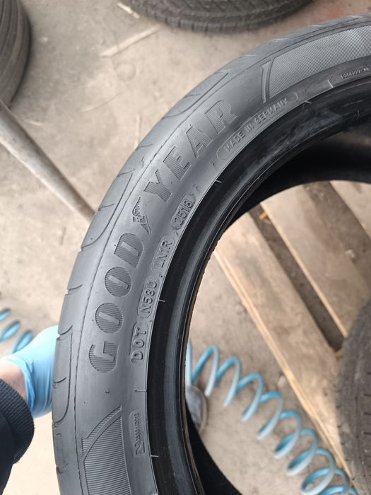 245/45 R18 Goodyear - 1 шт.розпаровка.
