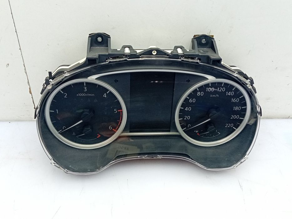 Quadrante / painel de instrumentos NISSAN Micra V (K14)