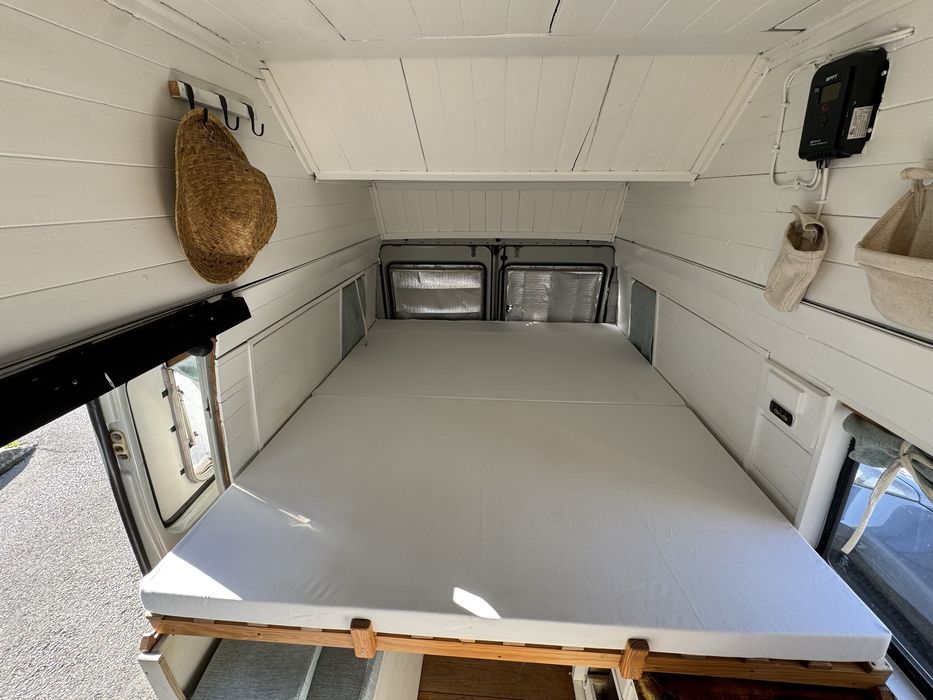 Autocaravana Mercedes 207D