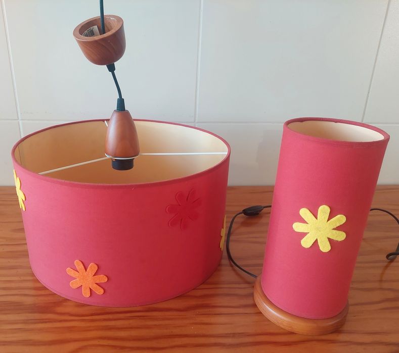 Candeeiros tecto + mesinha