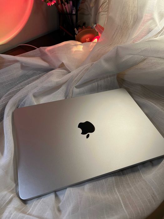 MacBook Air 13" M3 2024 | 8GB | 512GB | 10-core GPU | Silver