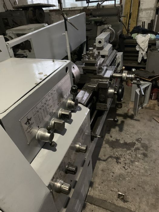 Токарный 1в62 г с выемкой под патроном