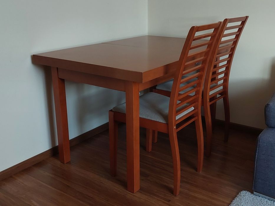 Stół + 6 krzeseł