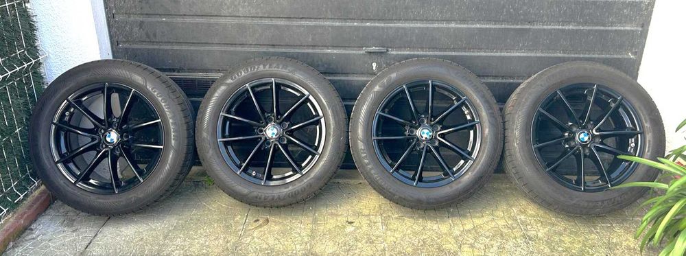 Jantes originais BMW 17" com pneus