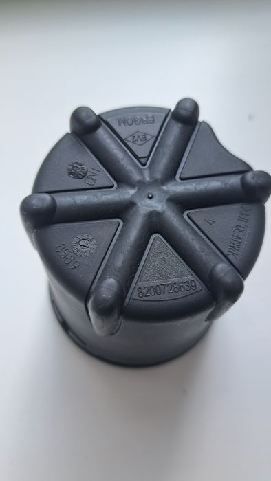 Пепельница Renault