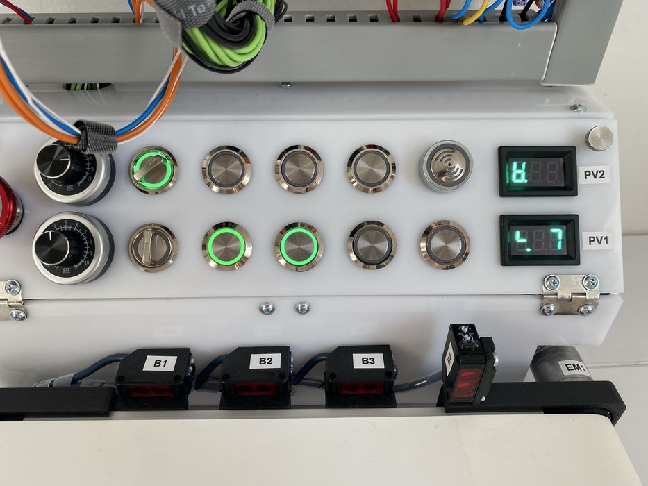 Стенд для навчання програмуванню плк Siemens Simatic s7