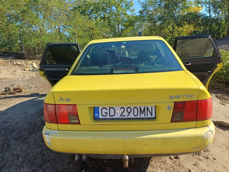 Автомобіль Ауді А6 С 4
