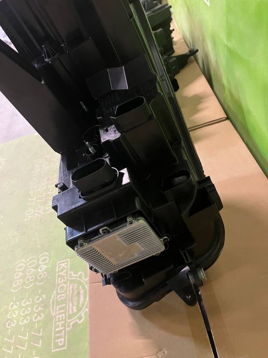 Фари Volkswagen Tiguan 2 2020 - 2024 в НАЯВНОСТІ тигуан фара з блоками